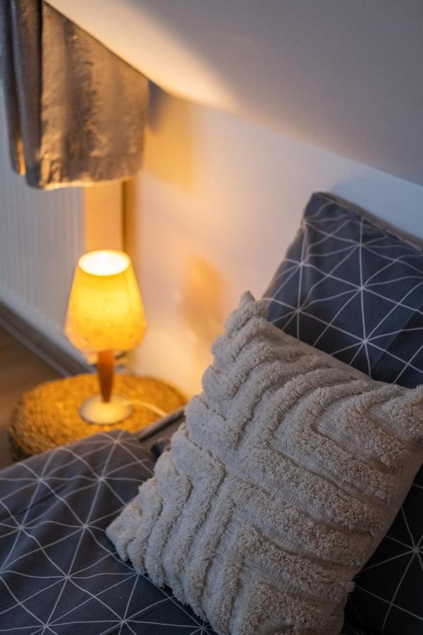 Sziklai Apartman เวสเปรม ภายนอก รูปภาพ
