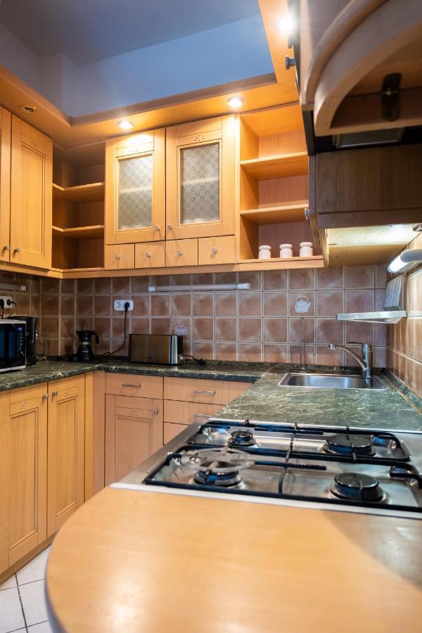 Sziklai Apartman เวสเปรม ภายนอก รูปภาพ