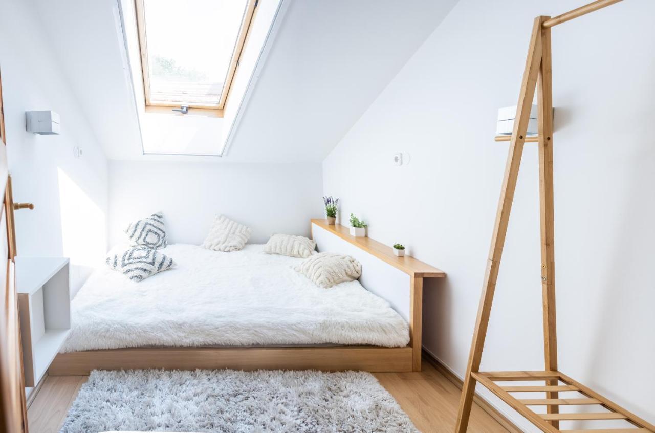 Sziklai Apartman เวสเปรม ภายนอก รูปภาพ
