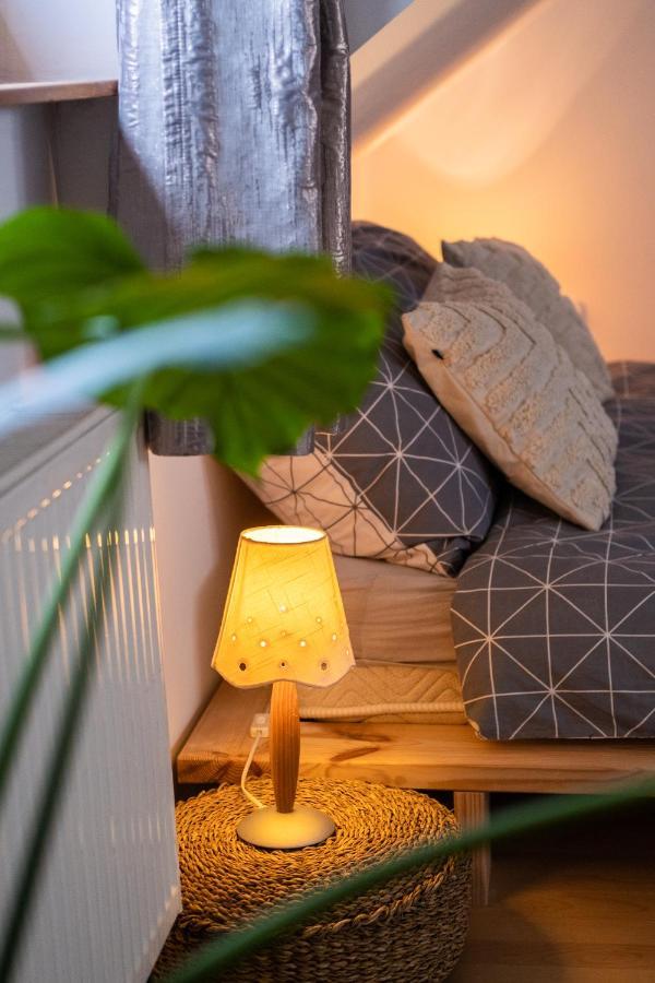 Sziklai Apartman เวสเปรม ภายนอก รูปภาพ