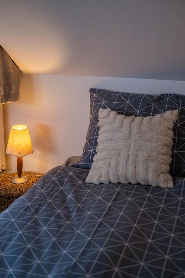 Sziklai Apartman เวสเปรม ภายนอก รูปภาพ